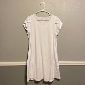medium white dress with pockets from amazon (never worn)